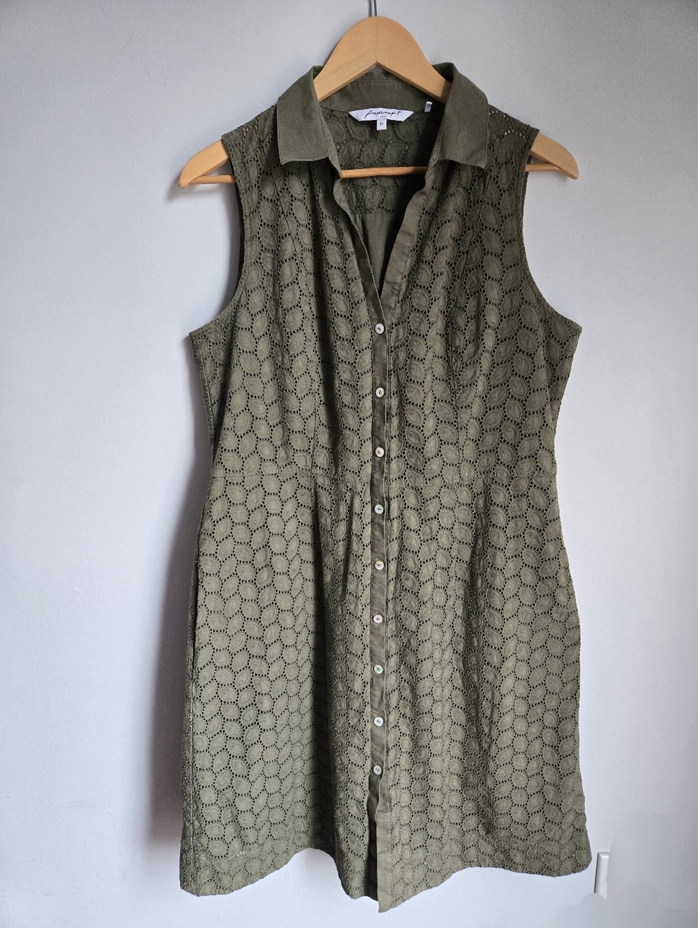 FOXCROFT Olive Eyelet Collared Button 💯 Cotron Dress